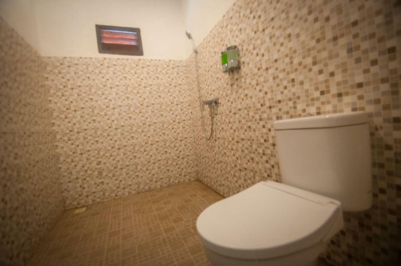 Japa Bungalow Sakti Екстериор снимка